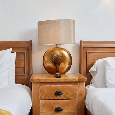 The Nutcracker Suite - Self Check-In, Self-Catering Apartment For East Midlands Airport Kegworth Dış mekan fotoğraf
