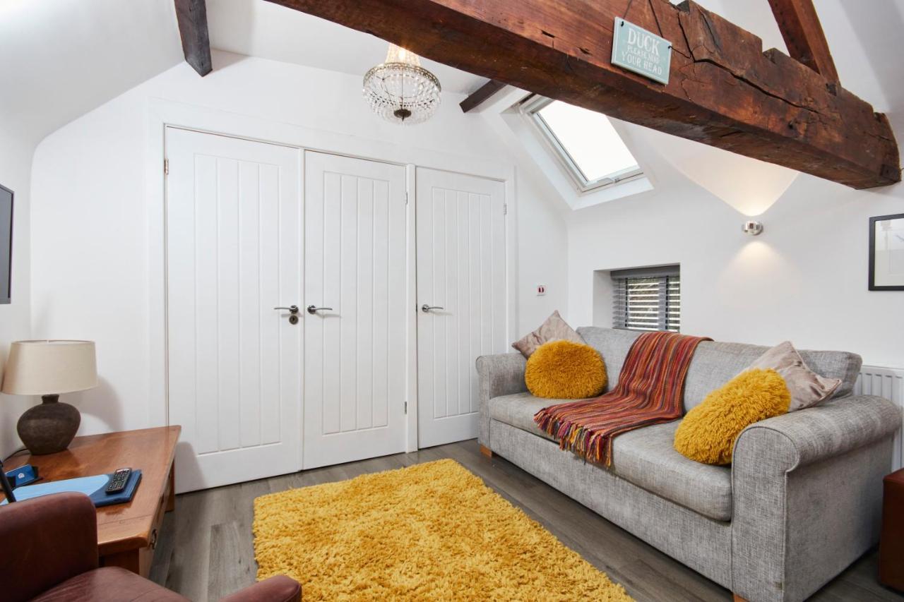 The Nutcracker Suite - Self Check-In, Self-Catering Apartment For East Midlands Airport Kegworth Dış mekan fotoğraf