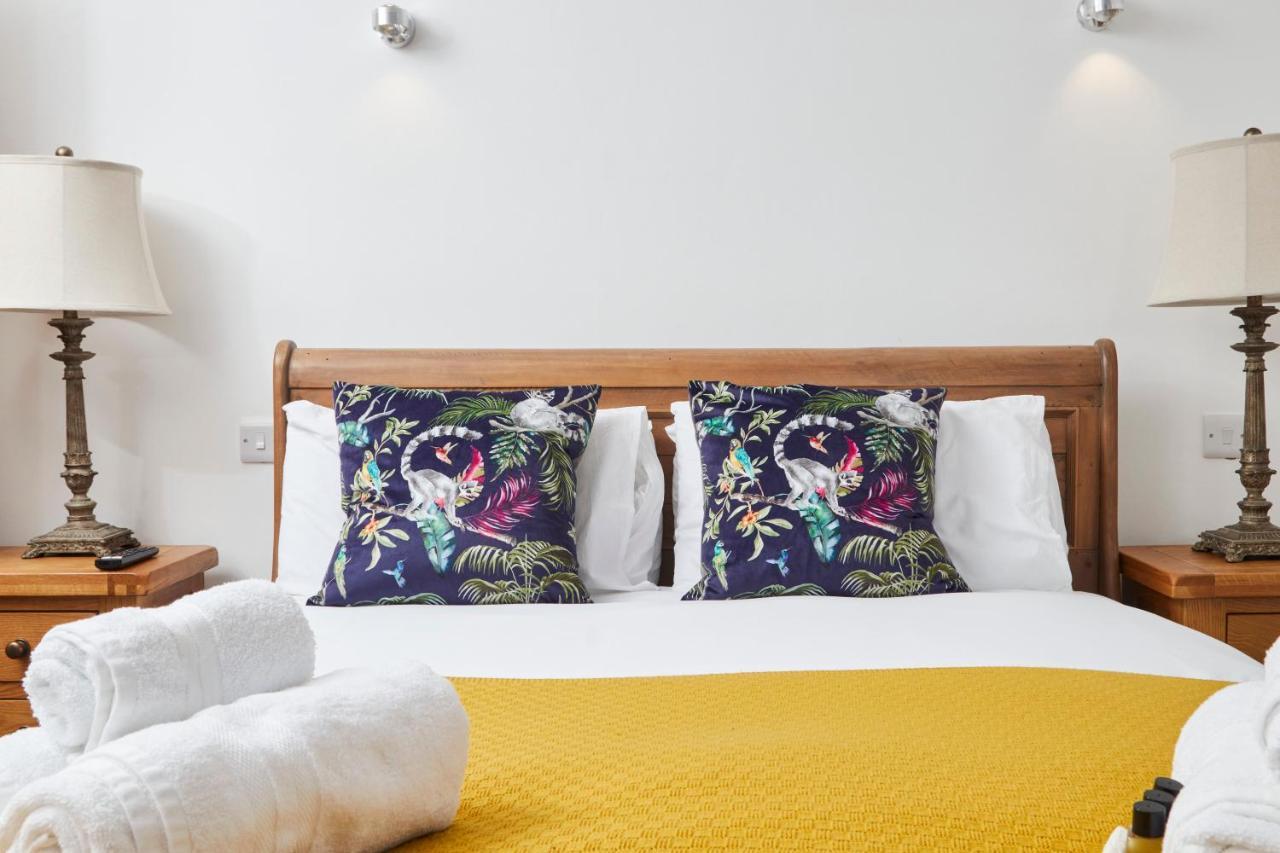 The Nutcracker Suite - Self Check-In, Self-Catering Apartment For East Midlands Airport Kegworth Dış mekan fotoğraf