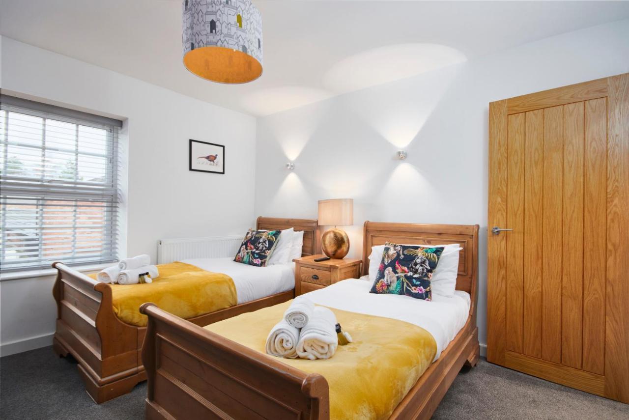 The Nutcracker Suite - Self Check-In, Self-Catering Apartment For East Midlands Airport Kegworth Dış mekan fotoğraf