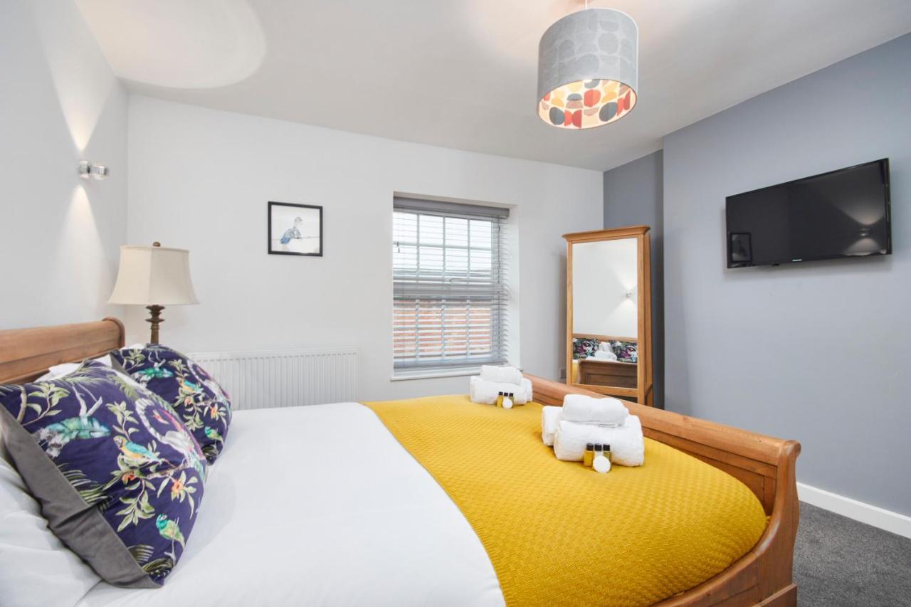 The Nutcracker Suite - Self Check-In, Self-Catering Apartment For East Midlands Airport Kegworth Dış mekan fotoğraf